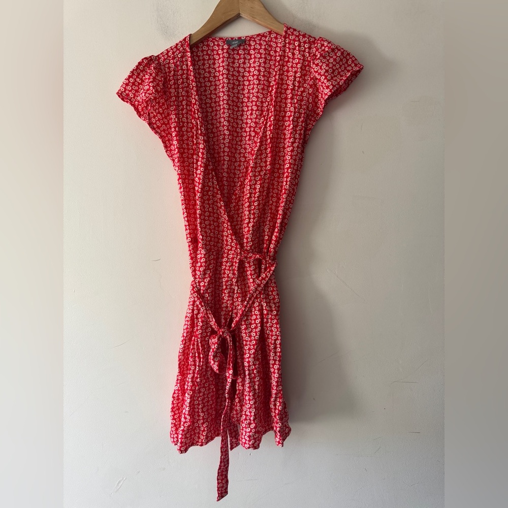 Aerie Red and White‎ Ditsy Floral Wrap Mini Dress - Picture 9 of 11